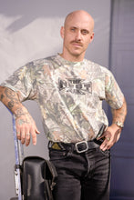 画像をギャラリービューアに読み込む, Realtree Cross T-Shirt