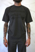 画像をギャラリービューアに読み込む, Horseless Carriage T-Shirt
